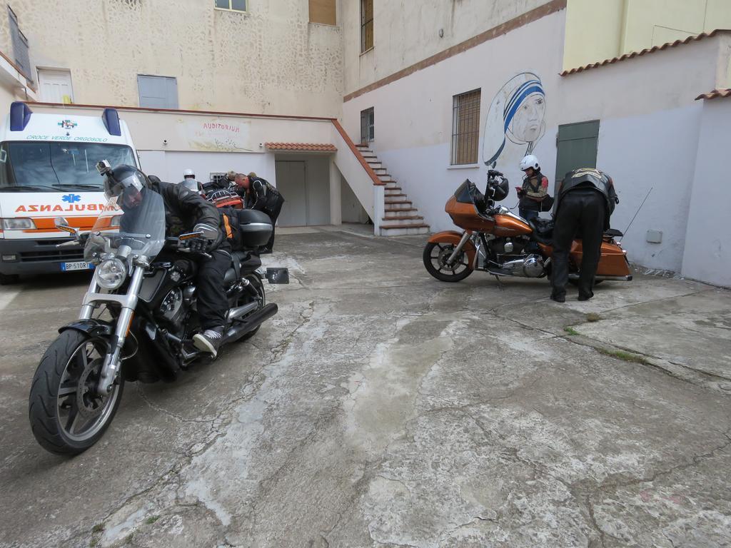 Orgosolo B&B Sardegna Buitenkant foto